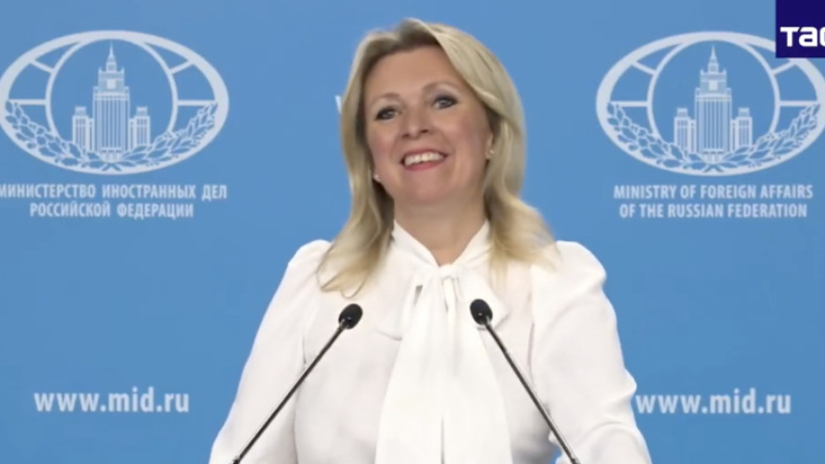 Rusya Sözcüsü Maria Zaharova, Zelensky’ye hakaret etti Rusya Sözcüsü Maria Zaharova, Zelensky’ye hakaret etti