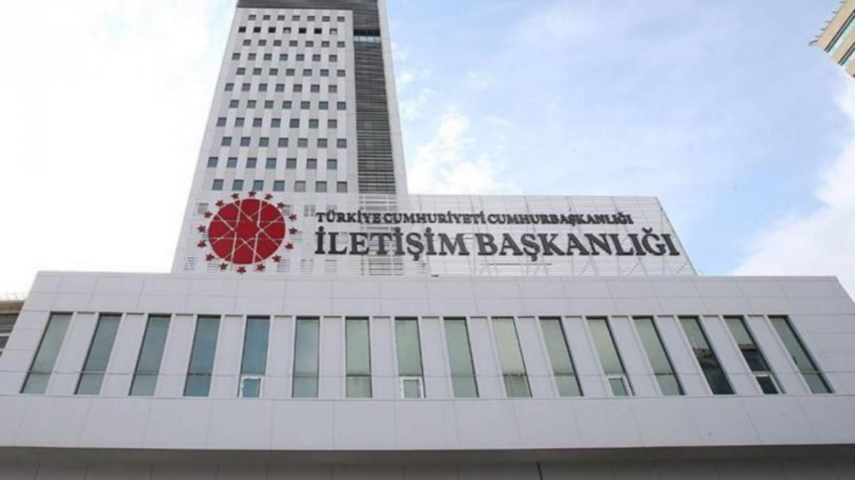 Savunma fonuna aktarılan 311 milyon dolar buhar oldu iddiası yalanlandı Savunma fonuna aktarılan 311 milyon dolar buhar oldu iddiası yalanlandı