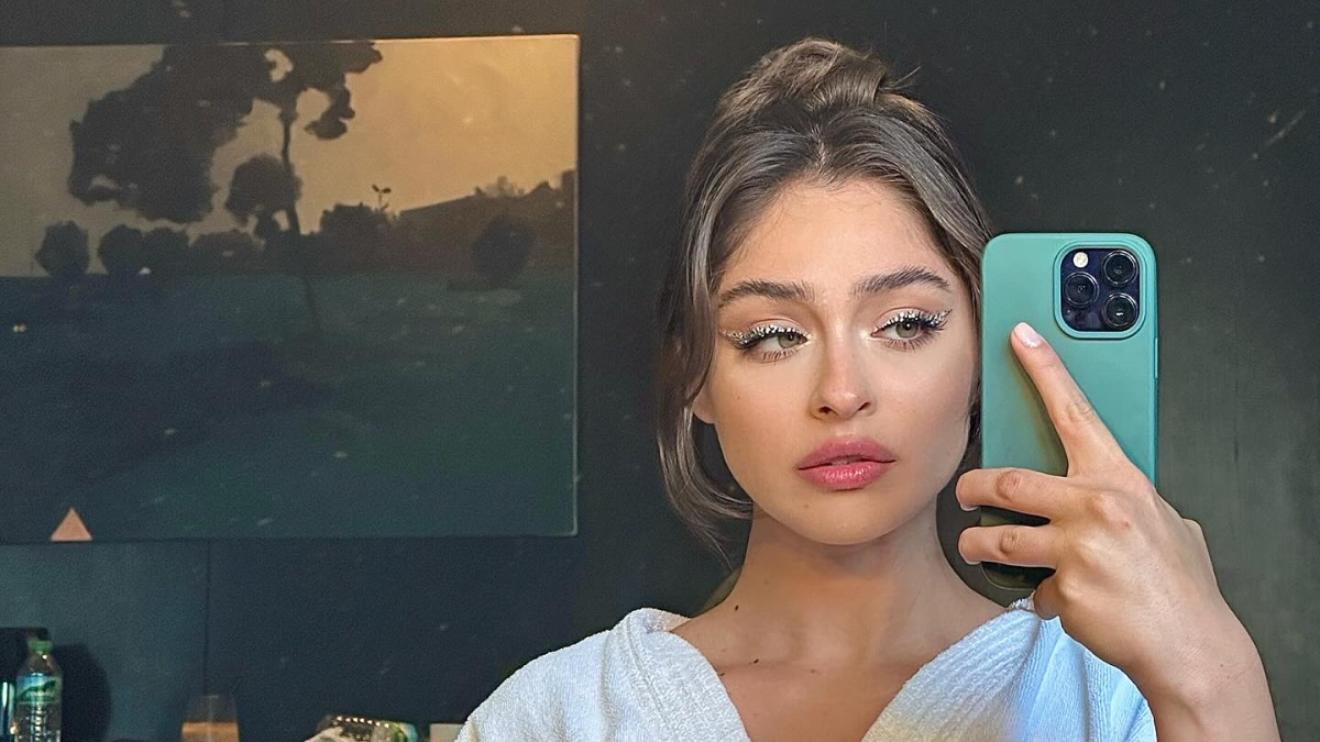 Cemre Baysel ayrılık sonrası tatilde! Fotoğrafını çekenler tanımadı Cemre Baysel ayrılık sonrası tatilde! Fotoğrafını çekenler tanımadı