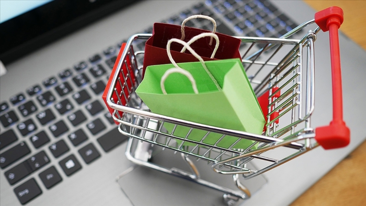 e-Ticaret sektöründe 44,5 milyarlık kayıt dışı gelir tespit edildi e-Ticaret sektöründe 44,5 milyarlık kayıt dışı gelir tespit edildi