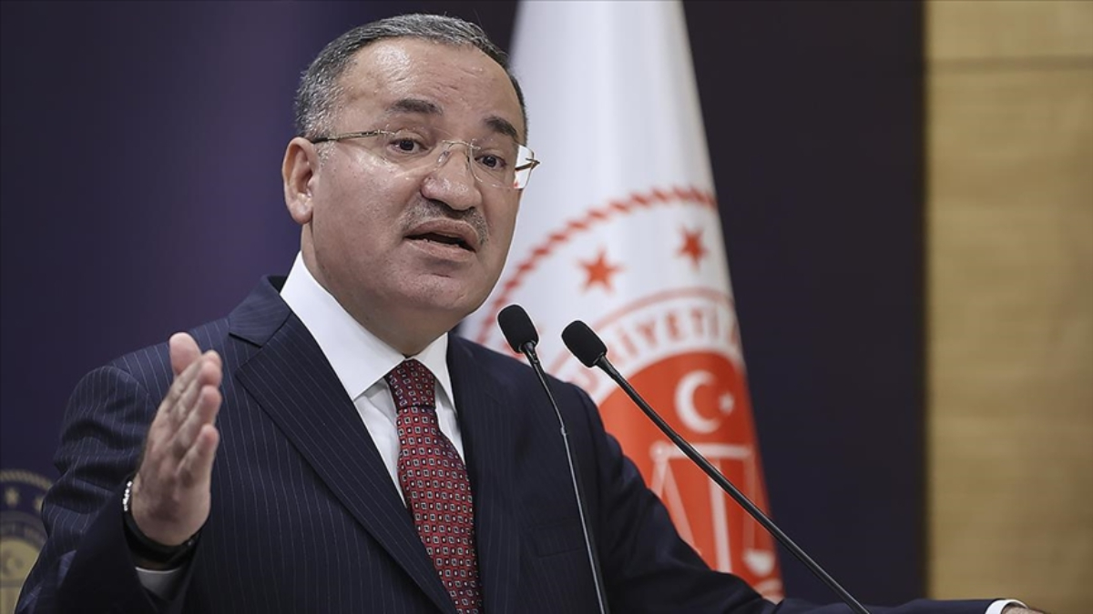 Bekir Bozdağ: Hutbeler haksız tartışmalara malzeme ediliyor Bekir Bozdağ: Hutbeler haksız tartışmalara malzeme ediliyor