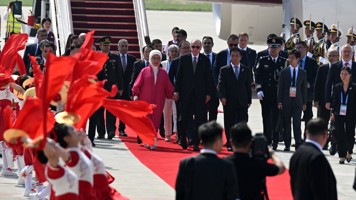 Cumhurbaşkanı Erdoğan, Çin’de: Törenlere karşılandı Cumhurbaşkanı Erdoğan, Çin’de: Törenlere karşılandı