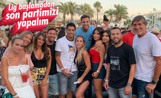 Messi ve arkadaşları Ibiza'da tatilde