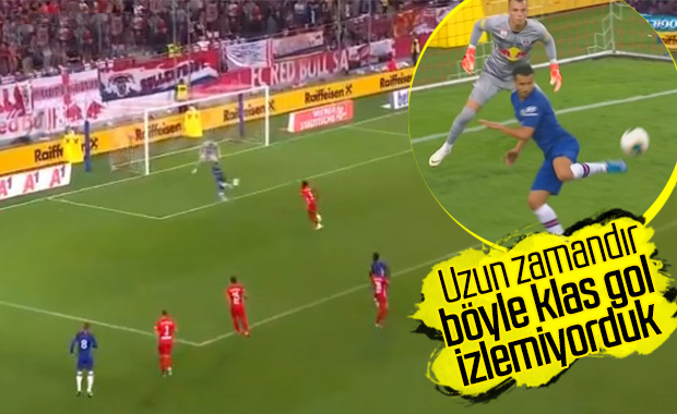 Pedro'nun şık topuk golü