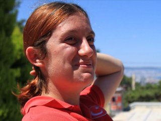 Topuz yaptığı saçları dünya şampiyonluğuna engel oldu