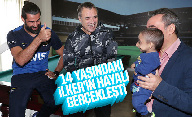 İlker Bayrak, Fenerbahçe'yi ziyaret etti