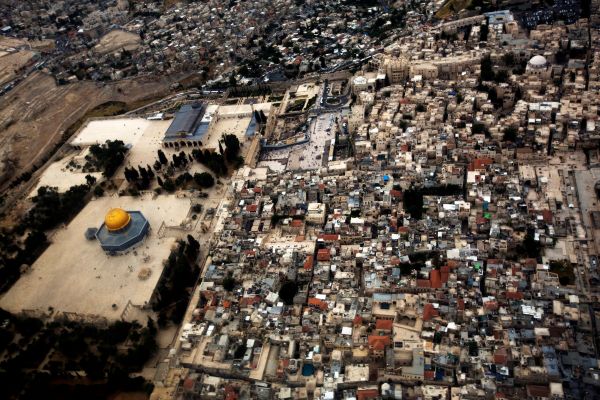 İsrail'in Aksa'nın altını oyarak yaptığı tapınak