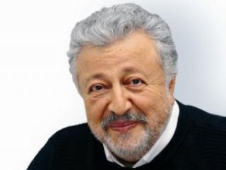 METİN AKPINAR KİMDİR?