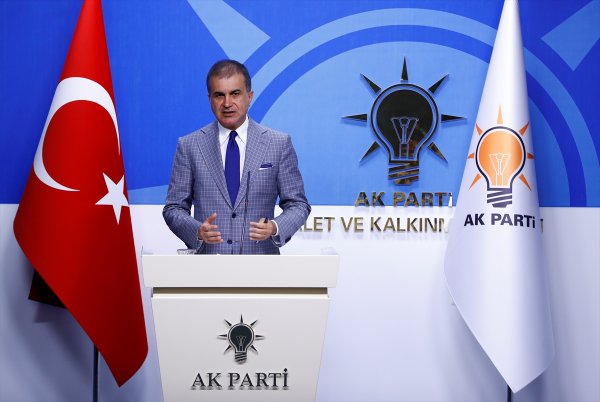 AK Parti Sözcüsü Çelik: Avrupa'nın DAEŞ'i bu aşırı sağdır