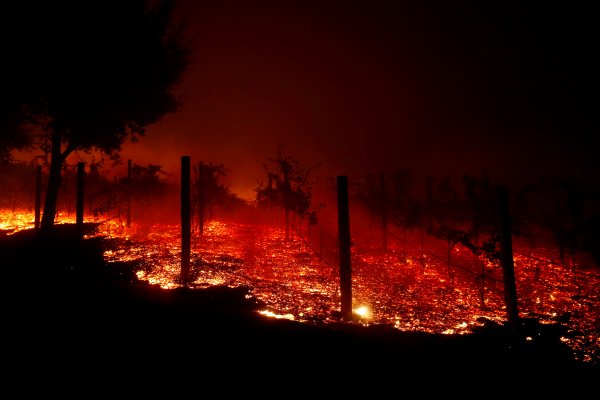 Kaliforniya'da dev yangın: 23 kişi hayatını kaybetti