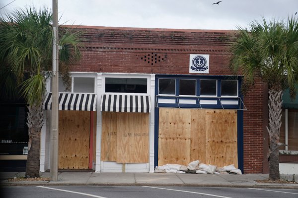 'Ölümcül' Michael Kasırgası Florida'yı tehdit ediyor