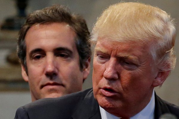 Trump yargı korkusuna ekonomiyi bahane ediyor