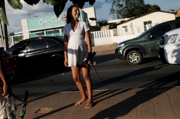 Venezuela'da halk yoksulluk nedeniyle göç ediyor