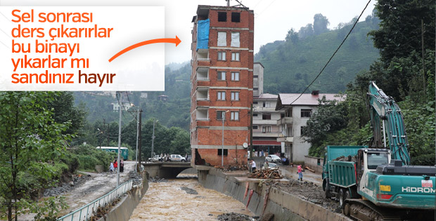 Rize'de dere yatağında yaşayanlar geri döndü