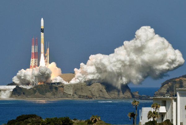 Japonya 7'nci istihbarat uydusunu uzaya fırlattı