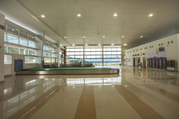 Hindistan'daki yeni havalimanı beğeni topluyor