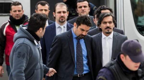Yunanistan DışiÅŸleri Bakanı FETÖ'cüleri korumaya aldı
