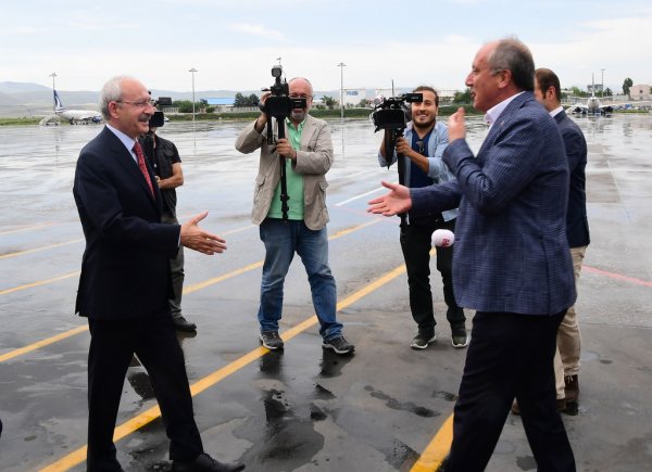 Kılıçdaroğlu ile İnce Esenboğa'da karşılaştı