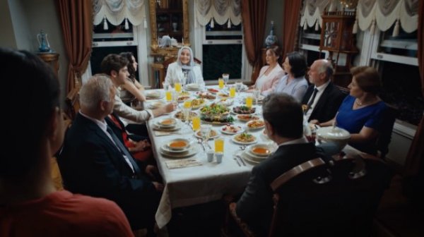Elimi Bırakma aile bağlarının önemini hatırlatıyor