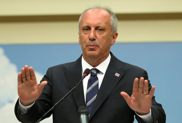 Muharrem İnce TRT ekibini basın toplantısına almadı