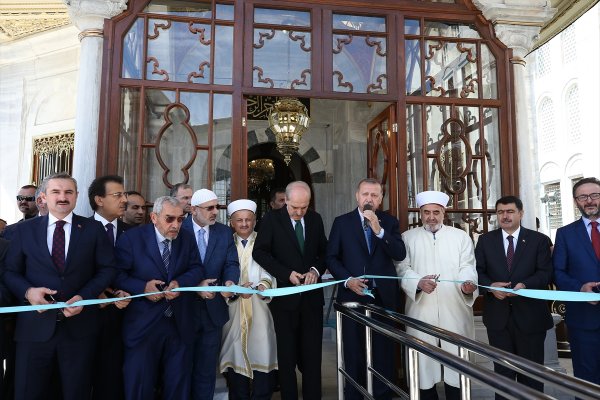 Erdoğan, Fatih Sultan Mehmet Türbesi'nin açılışını yaptı