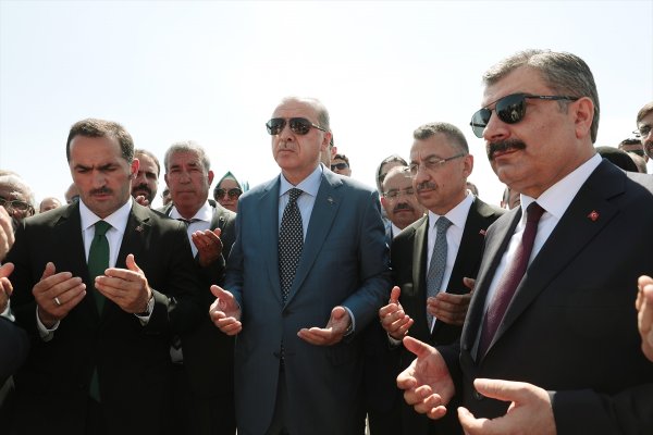 Başkan Erdoğan Selçuklu mezarında