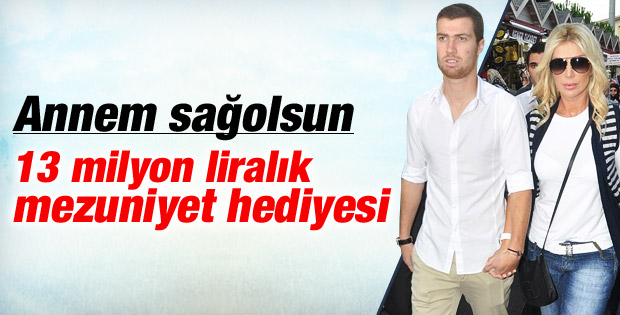Seda Sayan'dan Oğulcan'a mezuniyet hediyesi