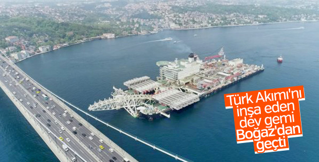 Dev gemi İstanbul Boğazı’nda