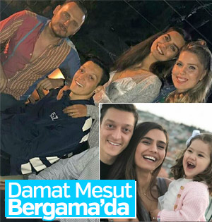 Amine Gülşe'nin ailesi Mesut Özil'i ağırladı