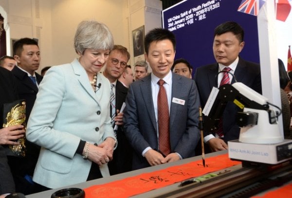 İngiltere'den 50 işadamıyla Çin'e ekonomik çıkarma