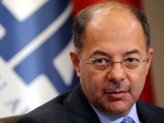 Recep Akdağ kimdir?