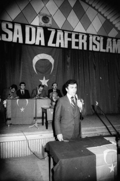Muhsin Yazıcıoğlu ölümünün 8. yılında fotoğraflarla anılıyor #65