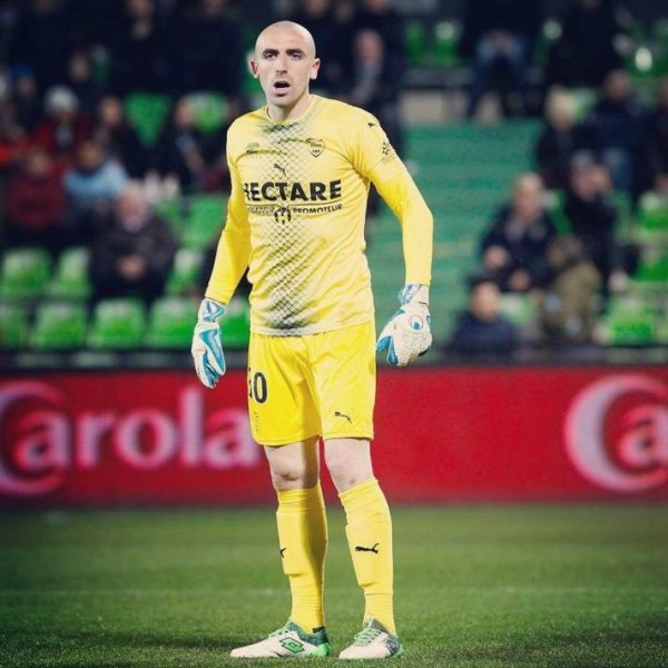 PAUL BERNARDONI
Eski Kulübü: Bordeaux
Yeni Kulübü: Angers