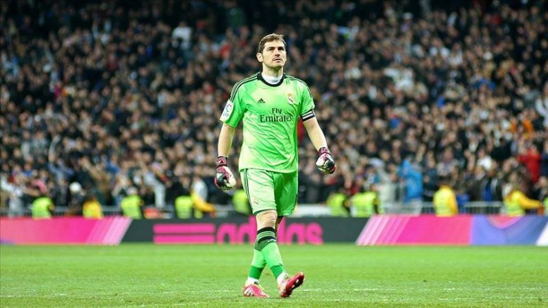 IKER CASILLAS
Kalesini gole kapattığı maç sayısı: 439