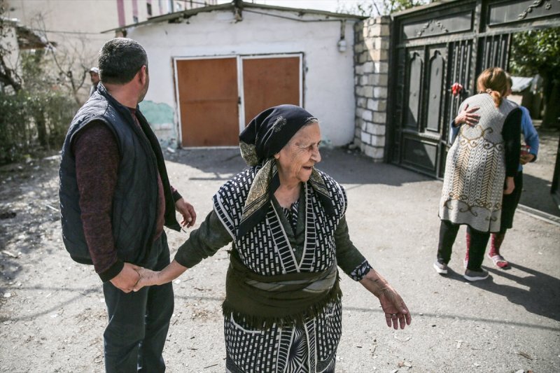 Evlerini ziyaretleri sırasında Terterliler