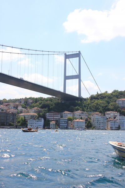 Boğaziçi’nin balıkları yüzyıllardır İstanbul’un hem besin kaynağı hem de İstanbulluların geçim kaynağı olmuştur.