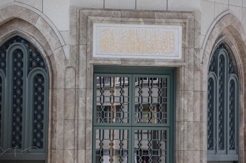 Darbenin ardından 1965 yılında dönemin Başbakanı Süleyman Demirel, Taksim Camii'nin inşası için gereken arsanın Vakıflar Müdürlüğüne devrini sağlamıştır ancak bu tahsis CHP'li belediyenin kararı mahkemeye götürmesiyle durdurulmuştur. Merhum Demirel'in 1979 yılında bu konuda alınmasını sağladığı Bakanlar Kurulu Kararı ise 12 Eylül darbecileri tarafından iptal edilmiştir. Neler çekti burası ya, neler...