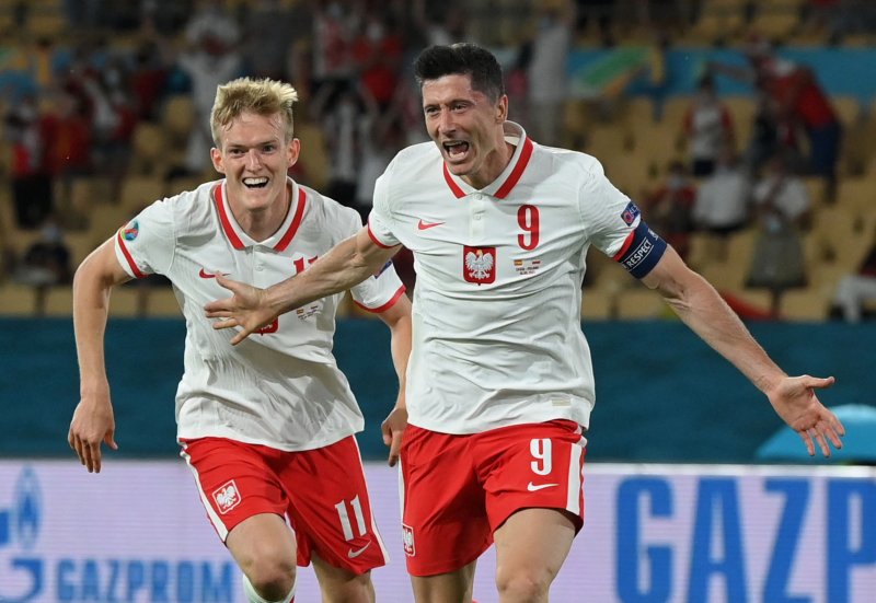 Euro 2020 İspanya - Polonya maçından kareler