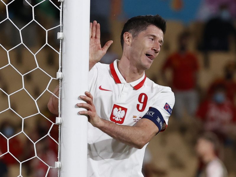 Euro 2020 İspanya - Polonya maçından kareler