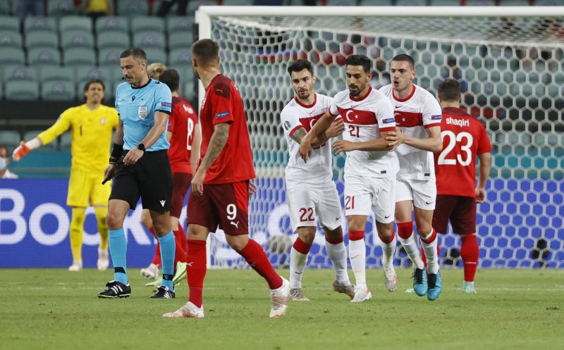 Euro 2020 Türkiye - İsviçre maçından kareler