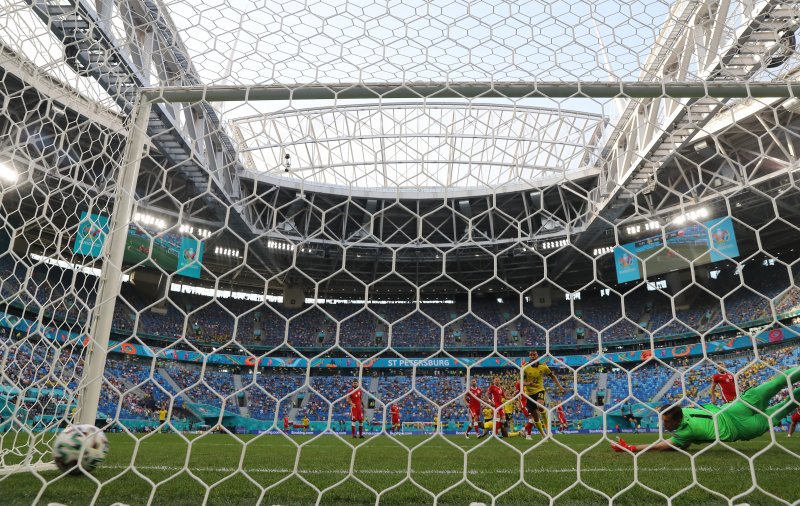 Euro 2020 İsveç - Polonya maçından kareler