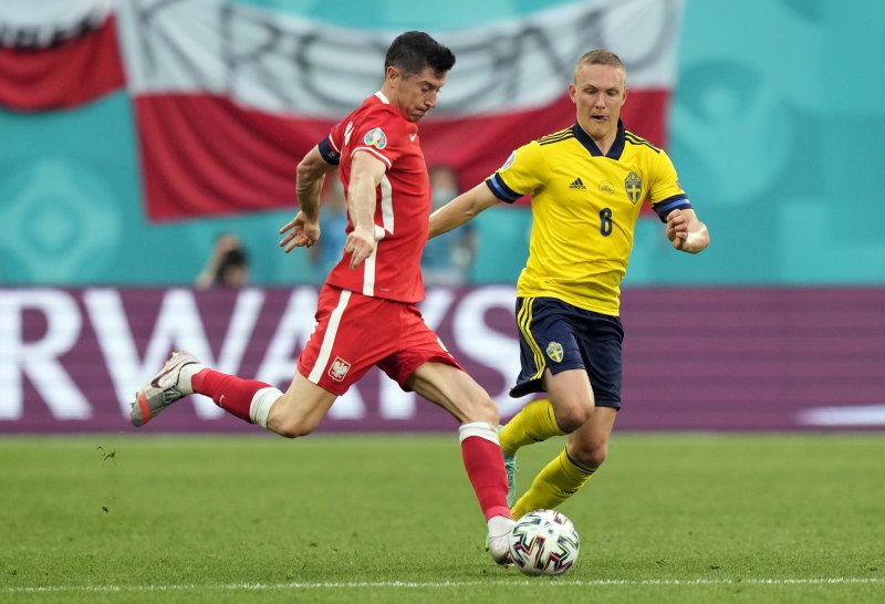 Euro 2020 İsveç - Polonya maçından kareler
