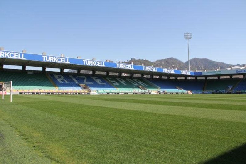 RİZESPOR
Çaykur Didi Stadyumu
Kapasite: 15 bin 332
%50 Oranı: 7 bin 666