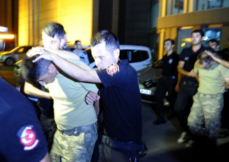 251 vatan evladı ise şehit olarak bu ülkenin şanlı tarihine adını yazdırdı.