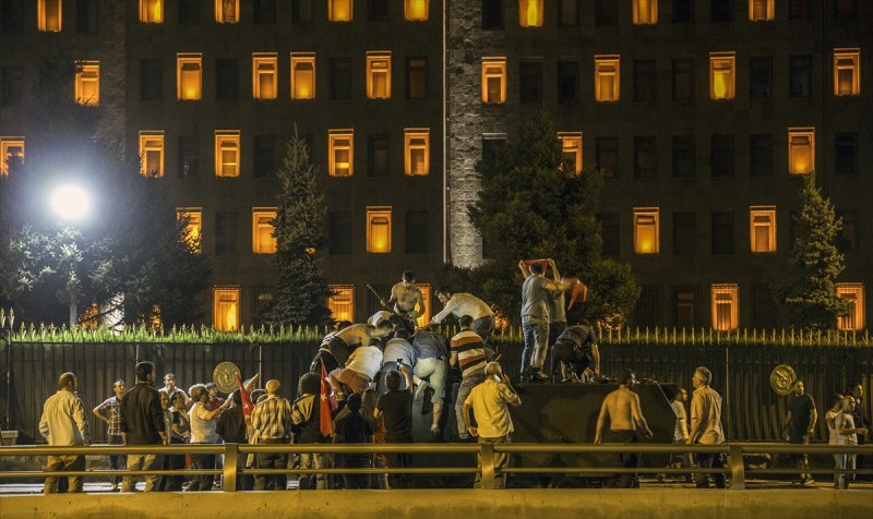 KPSS'de usulsüzlük iddialarına ilişkin soruşturmanın başladığı martta, gazeteci Mehmet Baransu,