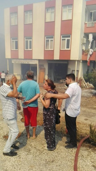 Manavgat'taki yangın, yerleşim yerlerine sıçradı #14