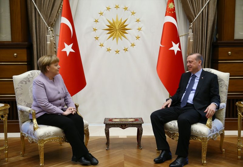 Cumhurbaşkanı Recep Tayyip Erdoğan, 2 Şubat 2017'de Almanya Başbakanı Angela Merkel'i kabul etti.