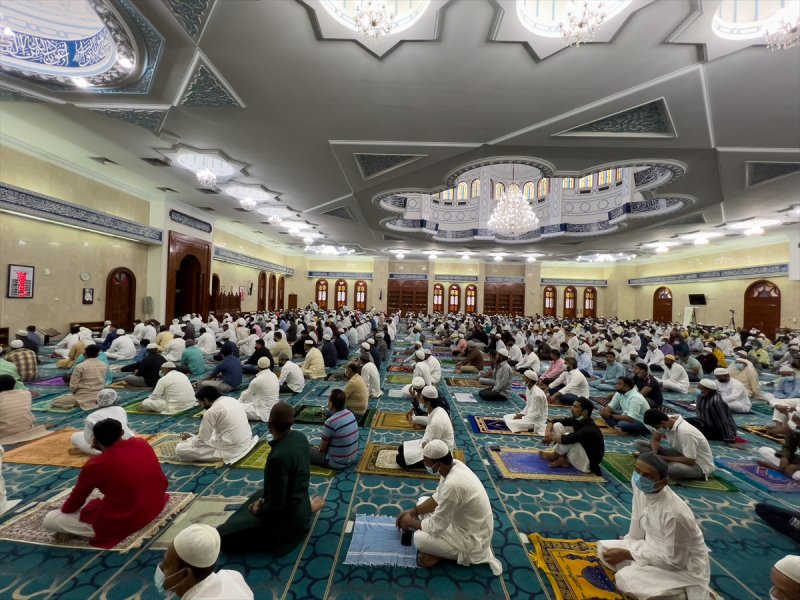Dünyada iki yıl sonra mesafesiz Bayram namazı coşkusu #15