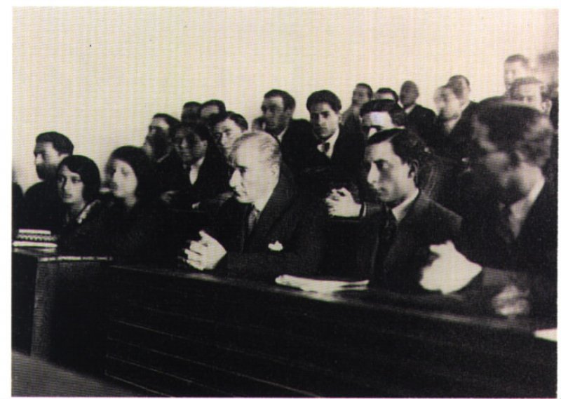 19 Mayıs Atatürk’ü Anma, Gençlik ve Spor Bayramı nedeni ile Milli Mücadeleyi başlatan ve kazanan Mustafa Kemal Atatürk’ün, bayramı hediye ettiği gençlerle fotoğraflarını sizin için derledik.