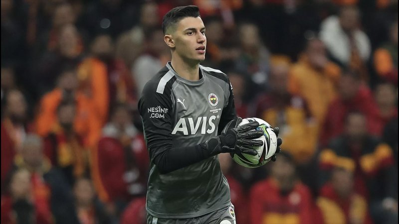 Berke Özer - Fenerbahçe